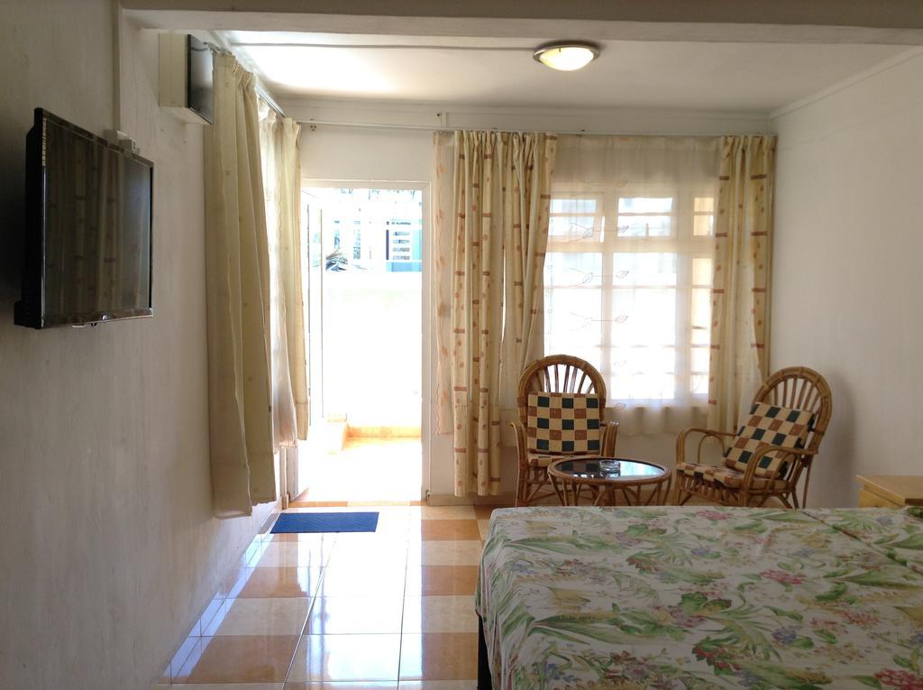 Ebrahim Flats - Grand Baie Beach Room photo